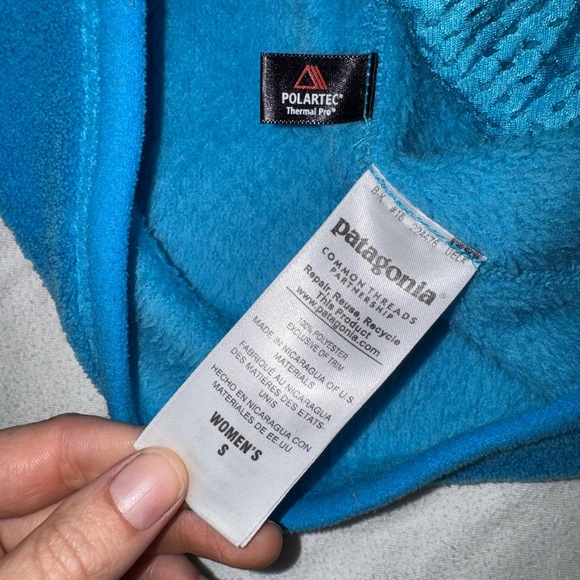 Patagonia Vibrant Blue Pullover Jacket - Picture 4 of 6